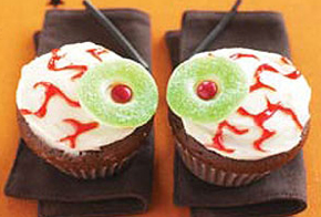 eyeball cupcakes