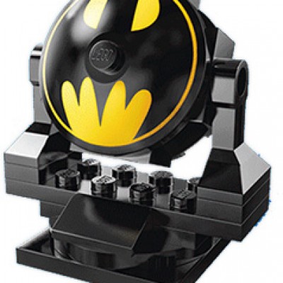 Toys R Us: Free Lego Bat Signal