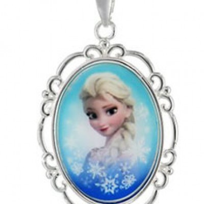Disney "Frozen" Elsa Pendant & Necklace $12.00 (Reg $22.00)