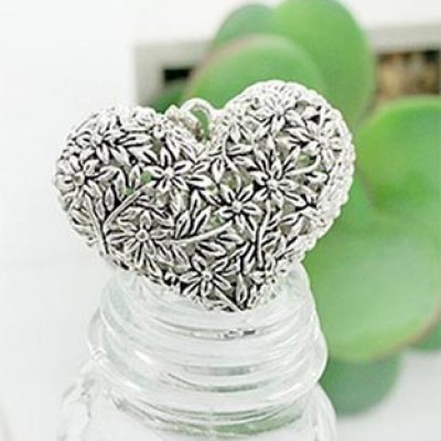 Hollow Out Heart Pendant Only $1.95 + Free Shipping