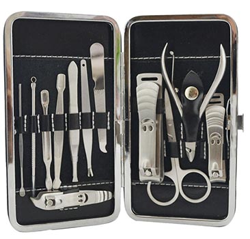 Luxury Nail Care Set W/ Case Only $6.59 + Free Shipping