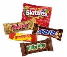 Sam’s Club: Free Candy Samples