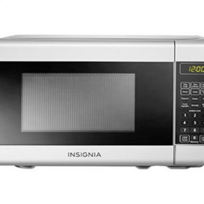 Insignia Compact Microwave Just $34.99 (Reg $70)