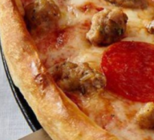 Villa Italian Kitchen: Free Slice of Pizza