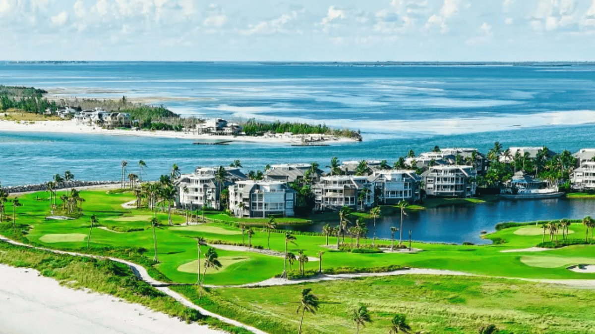 Sports Illustrated Swimsuit x South Seas Beach Getaway Sweepstakes